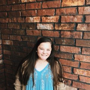 Meet your Posher, Avery